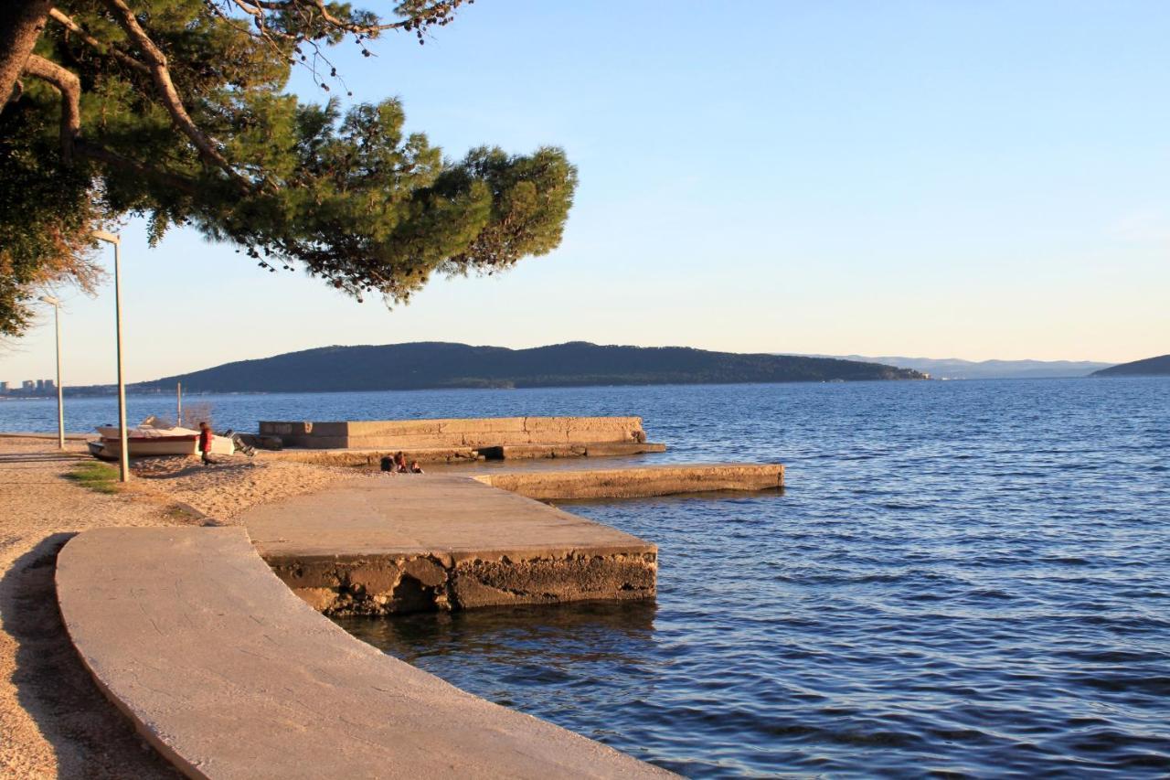 Apartments By The Sea Kastel Luksic, Kastela - 21921 Zewnętrze zdjęcie